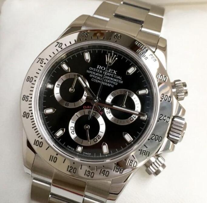 The Cal.4130 drives the Rolex Daytona is precise and reliable.