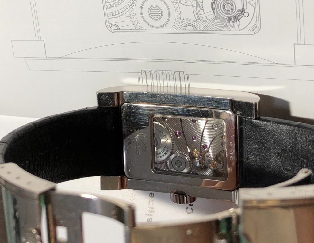 The movement can be viewed through the transparent back of fake Rolex Cellini.